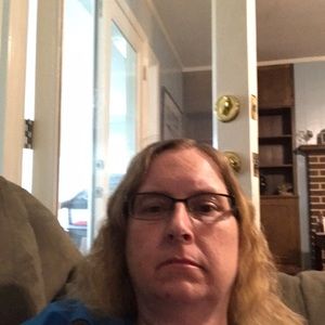 Meet your Posher, Connie